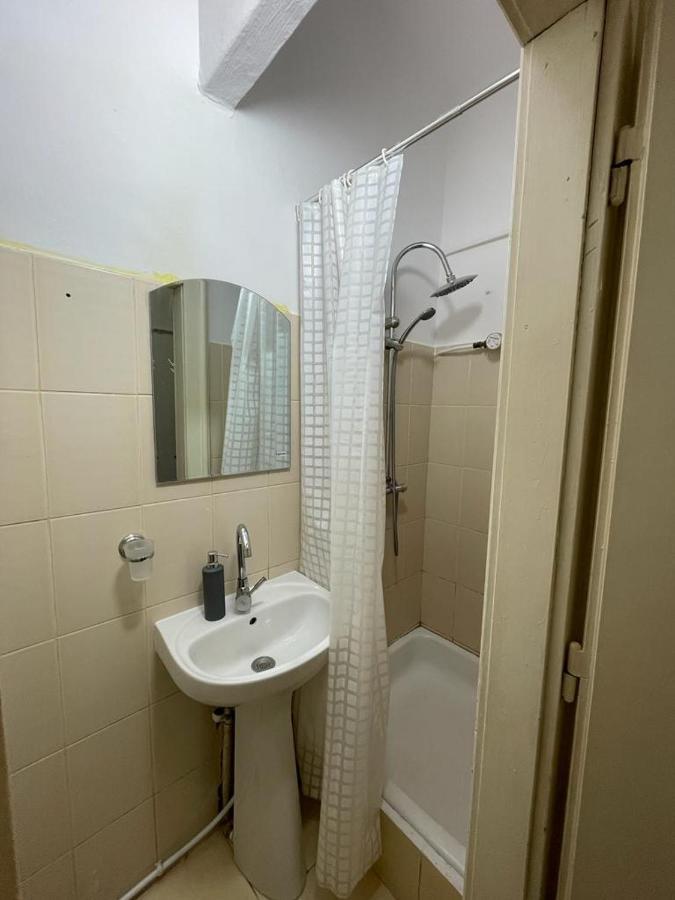 Piata Unirii- 1 Room Studio Apartment ทิมิชัวรา ภายนอก รูปภาพ
