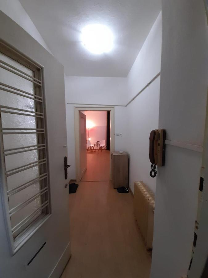 Piata Unirii- 1 Room Studio Apartment ทิมิชัวรา ภายนอก รูปภาพ